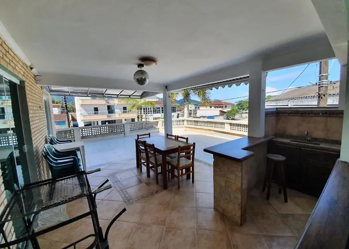 Vila Lorenzi & Apartamentos